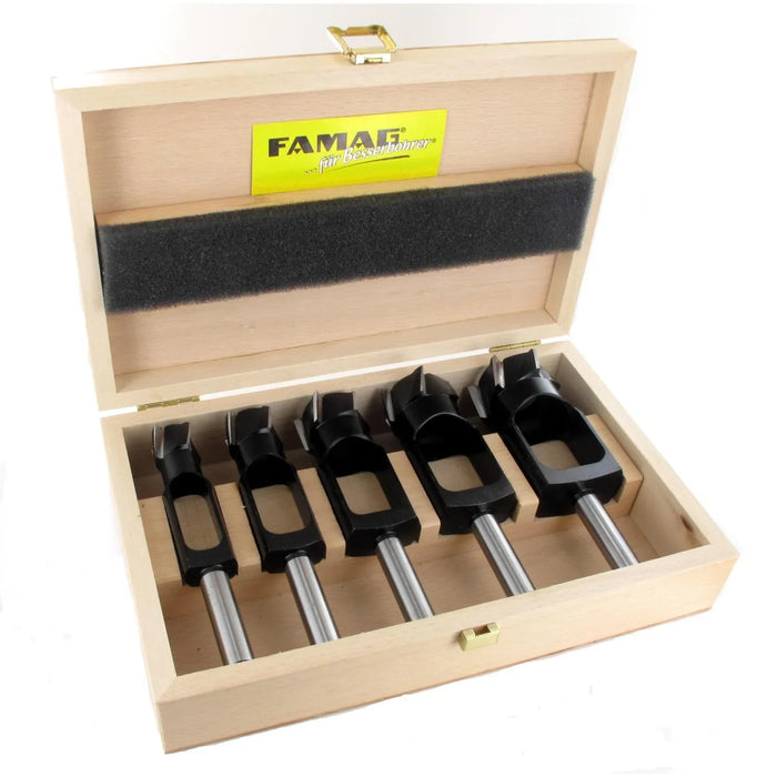 Set of 5 blackmetal disc cutters in a wooden box with FAMAG branding.